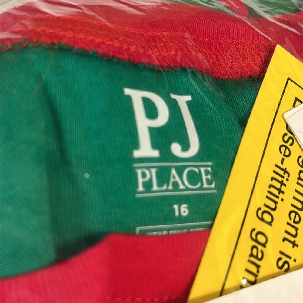 NEW PJ PLACE CHRISTMAS PAJAMA SET